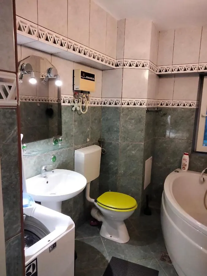 Libertatii 22, Old City, Central 0*, Bukurešť